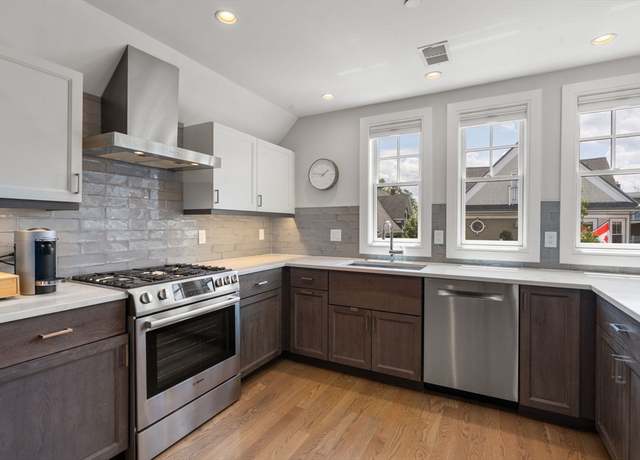 Property at 67 Sawyer Ave #3, Boston, MA 02125, 2 beds, 2.5 baths