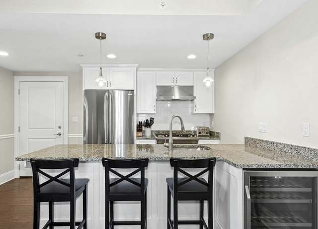 Property at 616 E 4th St #204, Boston, MA 02127, 2 beds, 2 baths