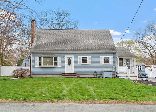 Property at 92 Hilltop Rd, Whitman, MA 02382, 3 beds, 2 baths