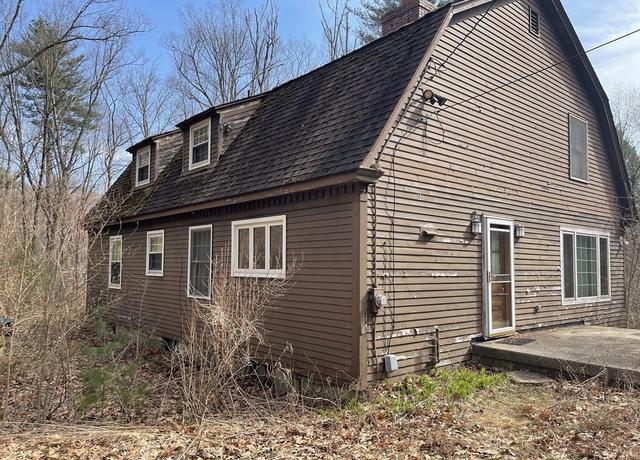 Property at 160 North St, Belchertown, MA 01007, 4 beds, 2 baths