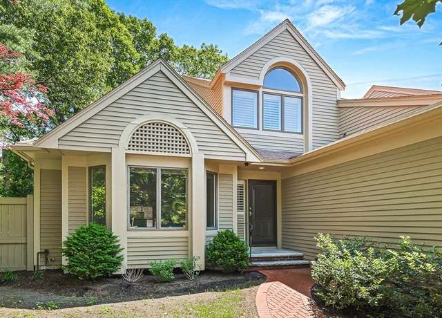 Property at 7 Wainwright Rd #55, Winchester, MA 01890, 3 beds, 3.5 baths