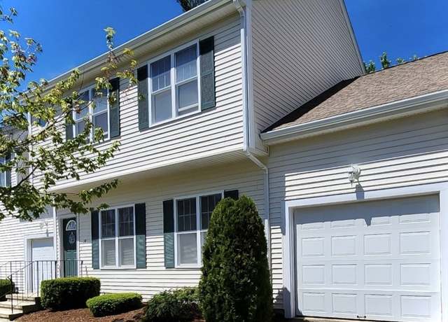 Property at 10 Jaclyn Ln #10, Pembroke, MA 02359, 3 beds, 1.5 baths
