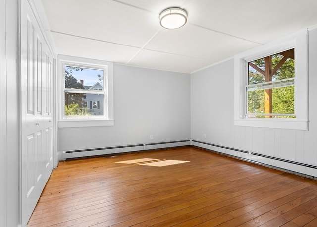 Property at 129 Friend St, Amesbury, MA 01913, 8 beds, 3 baths
