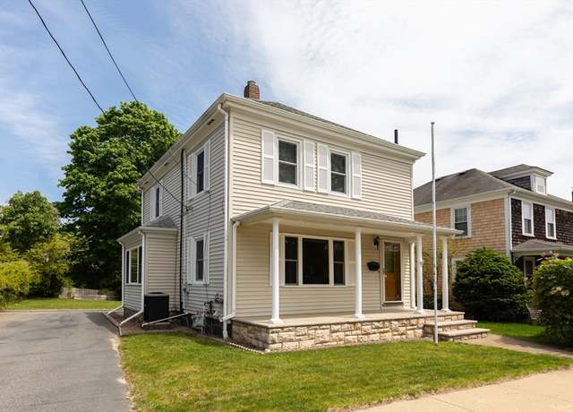 Property at 69 Standish Ave, Plymouth, MA 02360, 3 beds, 1.5 baths