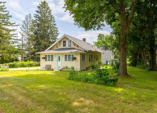 Property at 1542 Grafton Rd, Millbury, MA 01527, 3 beds, 1 bath