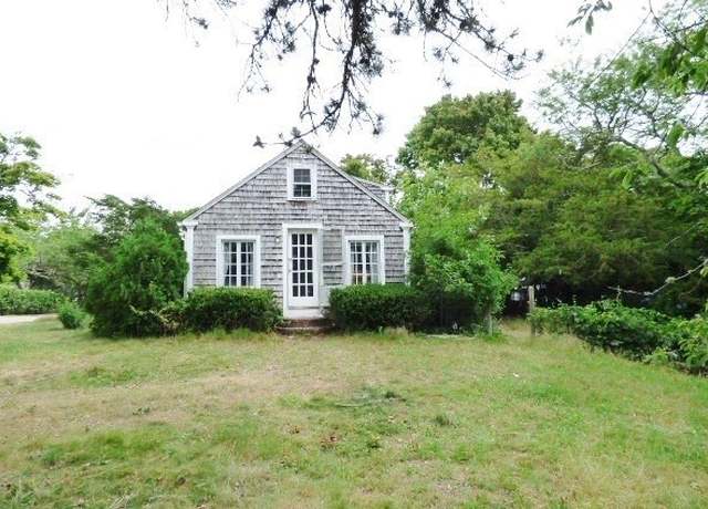 Property at 28 Standish Way, Yarmouth, MA 02673, 3 beds, 1 bath