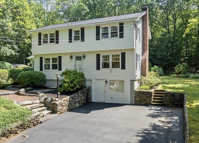 Property at 35 Ayers St, North Brookfield, MA 01535, 4 beds, 1.5 baths