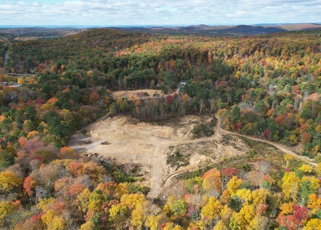 Property at 727 Brimfield Rd, Warren, MA 01083