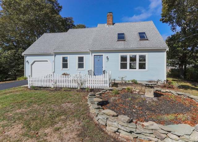 Property at 34 Tanglewood Dr, Yarmouth, MA 02673, 3 beds, 3 baths