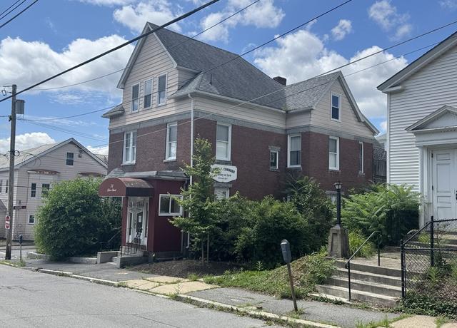 Property at 58 Oliver St, Fitchburg, MA 01420, 4 beds, 3.5 baths