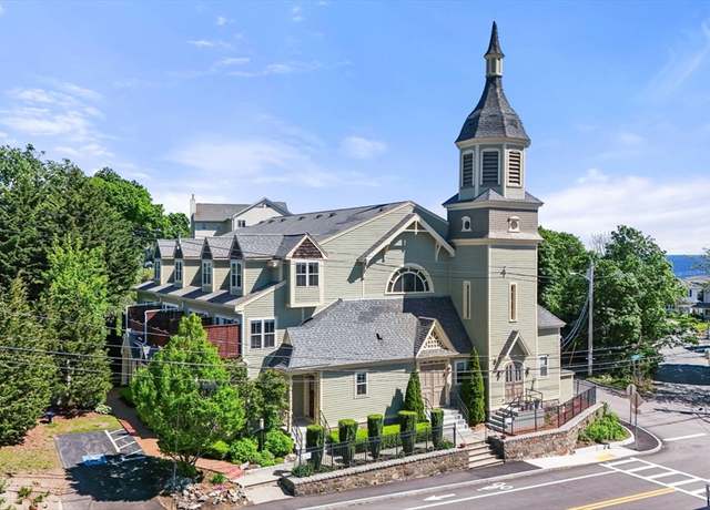 Property at 214 Atlantic Ave #8, Hull, MA 02045, 2 beds, 2.5 baths