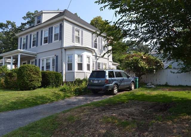 Photo of 350 Wentworth Ave, Lowell, MA 01852