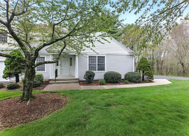 Property at 102 Pinehurst Dr #102, East Longmeadow, MA 01028, 2 beds, 3 baths