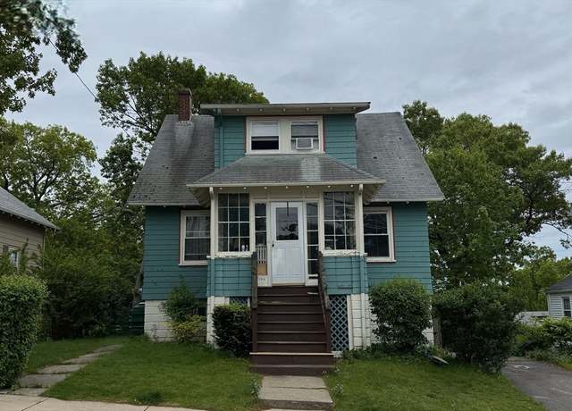 Property at 194 Fells Ave, Medford, MA 02155, 3 beds, 1 bath