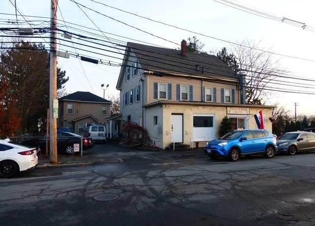 Property at 194-196 Willow St, Waltham, MA 02453, 5 beds, 4 baths