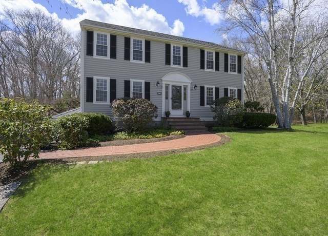Property at 22 Pierce Ave, Plymouth, MA 02360, 4 beds, 2.5 baths