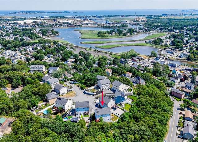 Property at 34 Glen Ct, Lynn, MA 01905, 3 beds, 2.5 baths