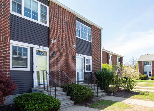 Property at 41 Foundry St Unit 24-4, Easton, MA 02375, 2 beds, 1.5 baths