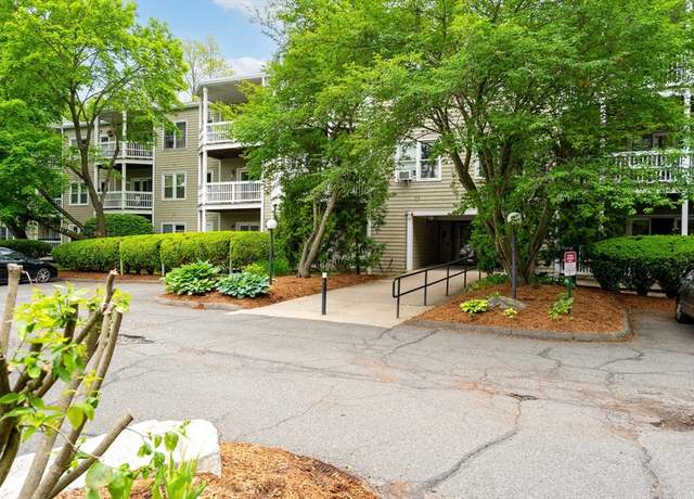 Property at 23 Randolph Pl #301, Northampton, MA 01060, 2 beds, 1 bath