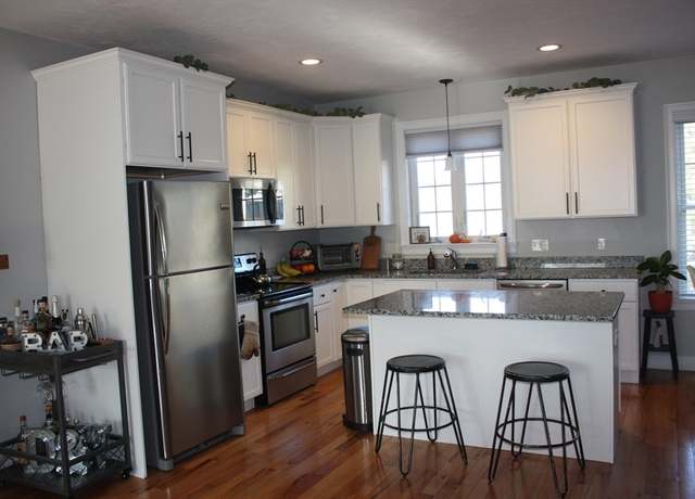 Property at 34 Beaver Pond Rd #39, Milford, MA 01757, 2 beds, 1.5 baths