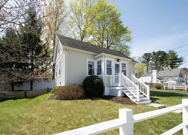Property at 10 Hollis St, Weymouth, MA 02190, 2 beds, 1 bath
