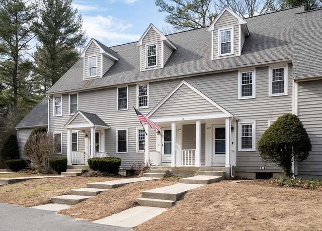Property at 174 Twin Lakes Dr #174, Halifax, MA 02338, 3 beds, 1.5 baths