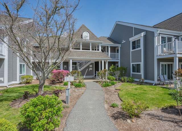 Property at 101 Fletcher Ln Unit G, Brewster, MA 02631, 1 bed, 1 bath