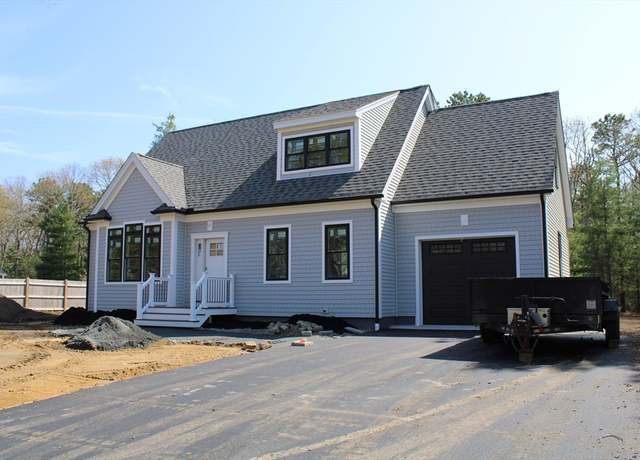 Property at 33 Elain Ave, Falmouth, MA 02536, 2 beds, 2 baths