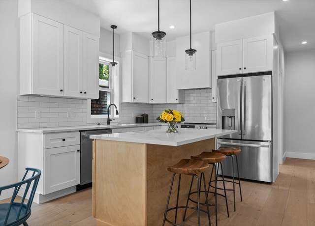 Property at 3 Franklin St Unit B, Somerville, MA 02145, 2 beds, 2 baths