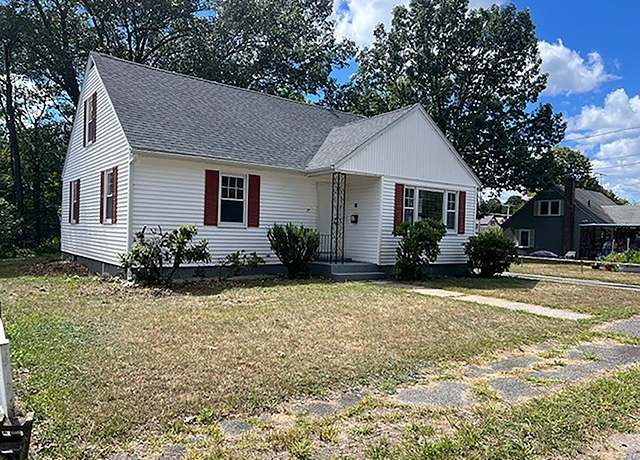 Property at 77 Vezina St, Leominster, MA 01453, 3 beds, 1 bath