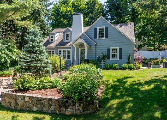 Property at 28 Cunningham Rd, Wellesley, MA 02481, 3 beds, 2.5 baths