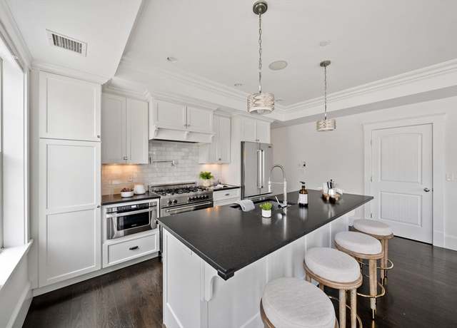 Property at 689 East 4th St #3, South Boston, MA 02127, 2 beds, 2 baths