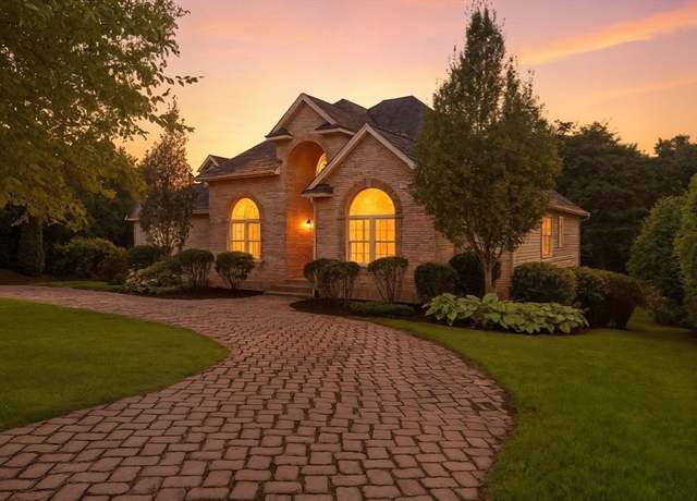 Property at 1 White Brook Ln, South Hadley, MA 01075, 5 beds, 3.5 baths