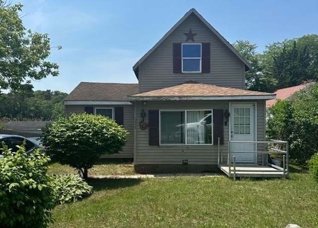 Property at 298 Onset Ave, Wareham, MA 02571, 2 beds, 1 bath