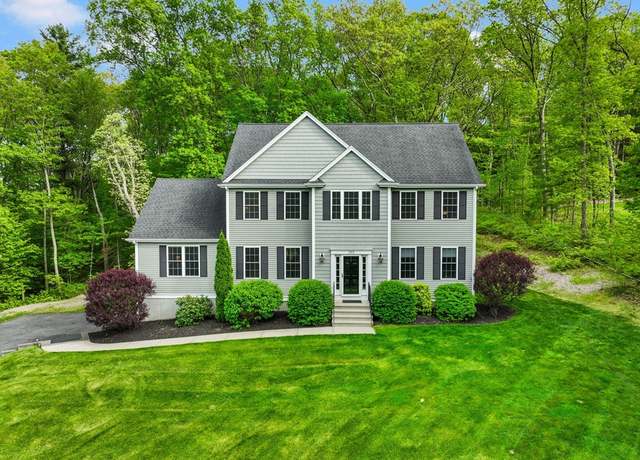 Property at 105 Louise Dr, Franklin, MA 02038, 4 beds, 2.5 baths
