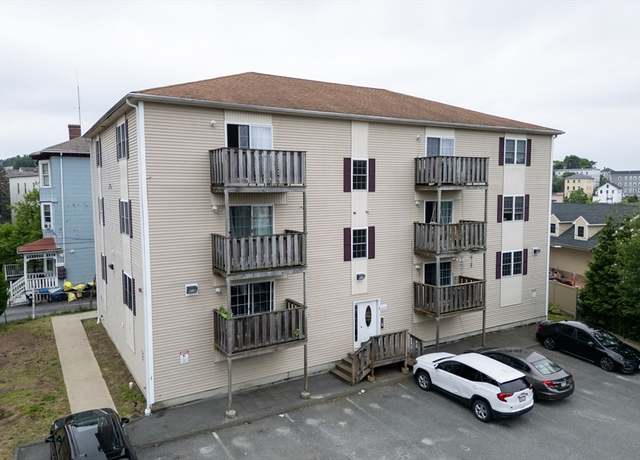 Property at 1 Fay St #2, Worcester, MA 01604, 1 bed, 1 bath