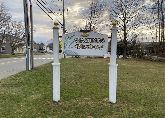 Property at 135 W Main St #23, Barnstable, MA 02601, 2 beds, 1.5 baths