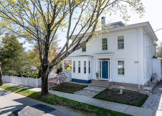 Property at 35 North St, Mattapoisett, MA 02739, 3 beds, 4.5 baths
