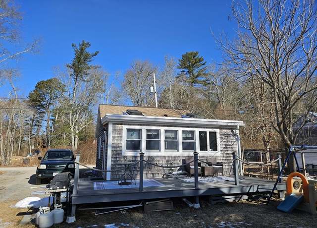 Property at 9 East Lakeside Ave, Dartmouth, MA 02747, 1 bed, 1 bath
