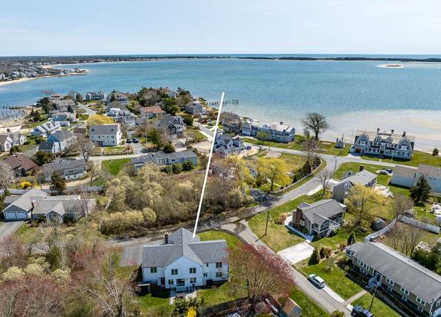 Property at 33 Island View Rd, Barnstable, MA 02601, 5 beds, 4 baths