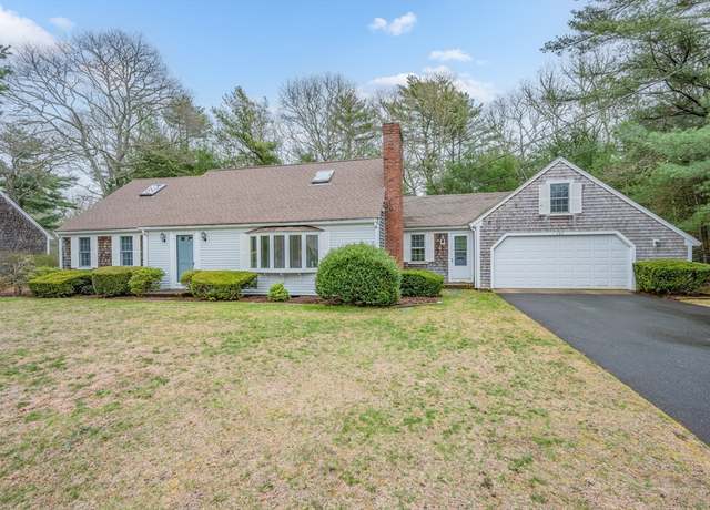Property at 105 Rolling Hitch Rd, Barnstable, MA 02632, 3 beds, 2.5 baths