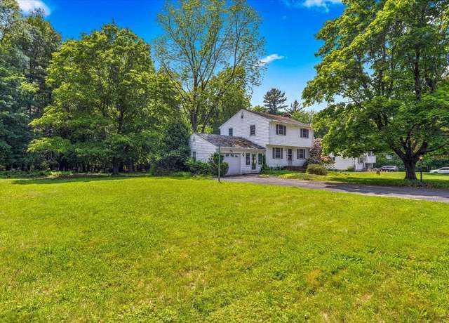 Property at 35 Kennelworth Dr, East Bridgewater, MA 02333, 4 beds, 1.5 baths
