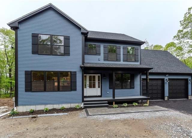 Property at 300 Tower Hill Rd, Cumberland, RI 02864, 3 beds, 2.5 baths