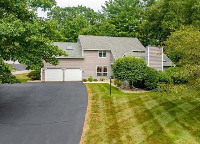 Property at 146 Millbrook Dr, East Longmeadow, MA 01028, 4 beds, 2.5 baths