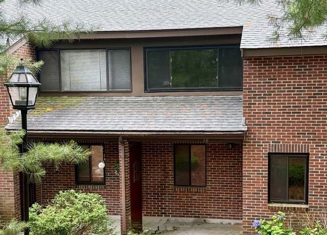 Property at 18 Highwood Dr #18, Franklin, MA 02038, 2 beds, 1.5 baths