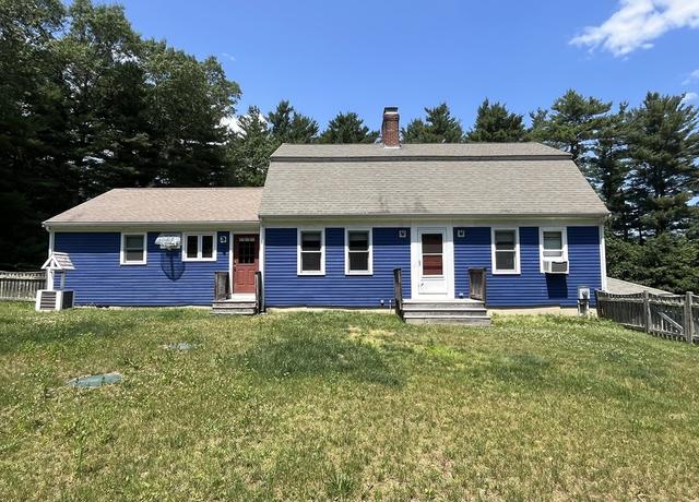 Property at 2045 Washington St, East Bridgewater, MA 02333, 3 beds, 2.5 baths