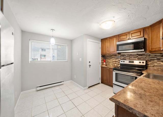 Property at 9 Tideview Path #10, Plymouth, MA 02360, 2 beds, 1 bath
