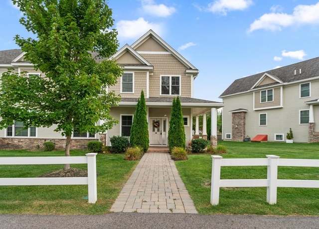 Property at 14 St James #14, Andover, MA 01810, 3 beds, 3.5 baths
