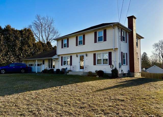 Property at 19 Dorwin Dr, West Springfield, MA 01089, 4 beds, 1.5 baths