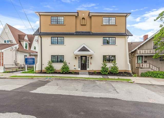 Property at 8 Crystal St #3, Melrose, MA 02176, 2 beds, 2.5 baths